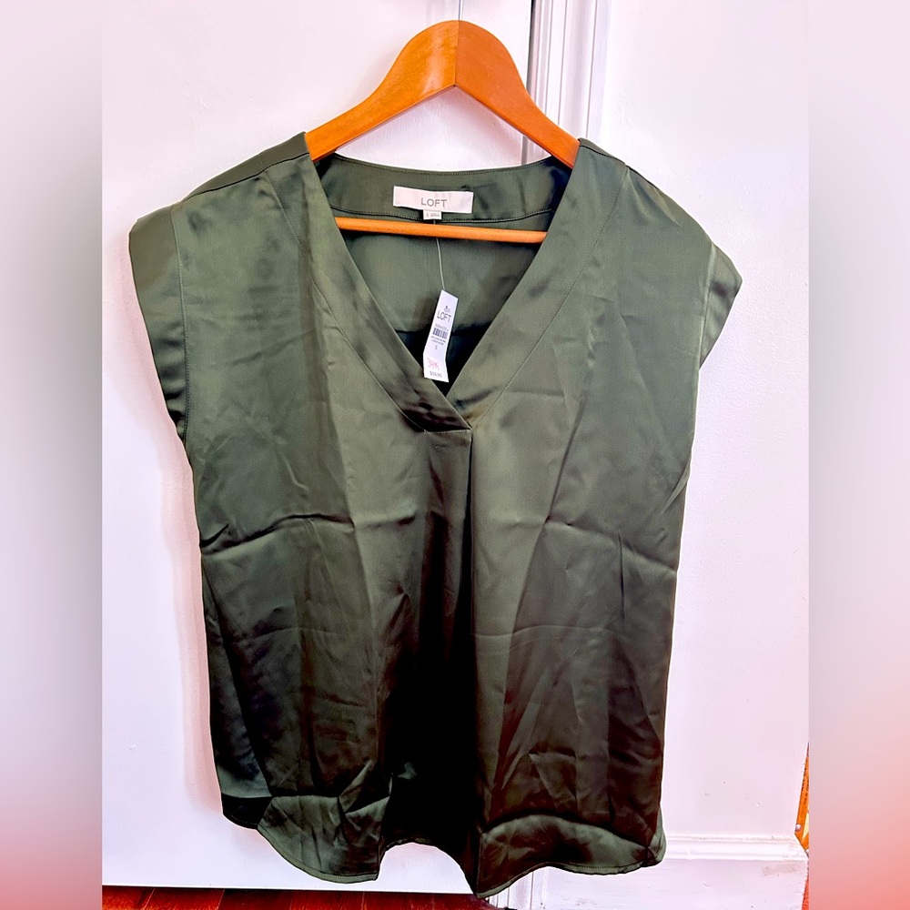 Silk like top LOFT